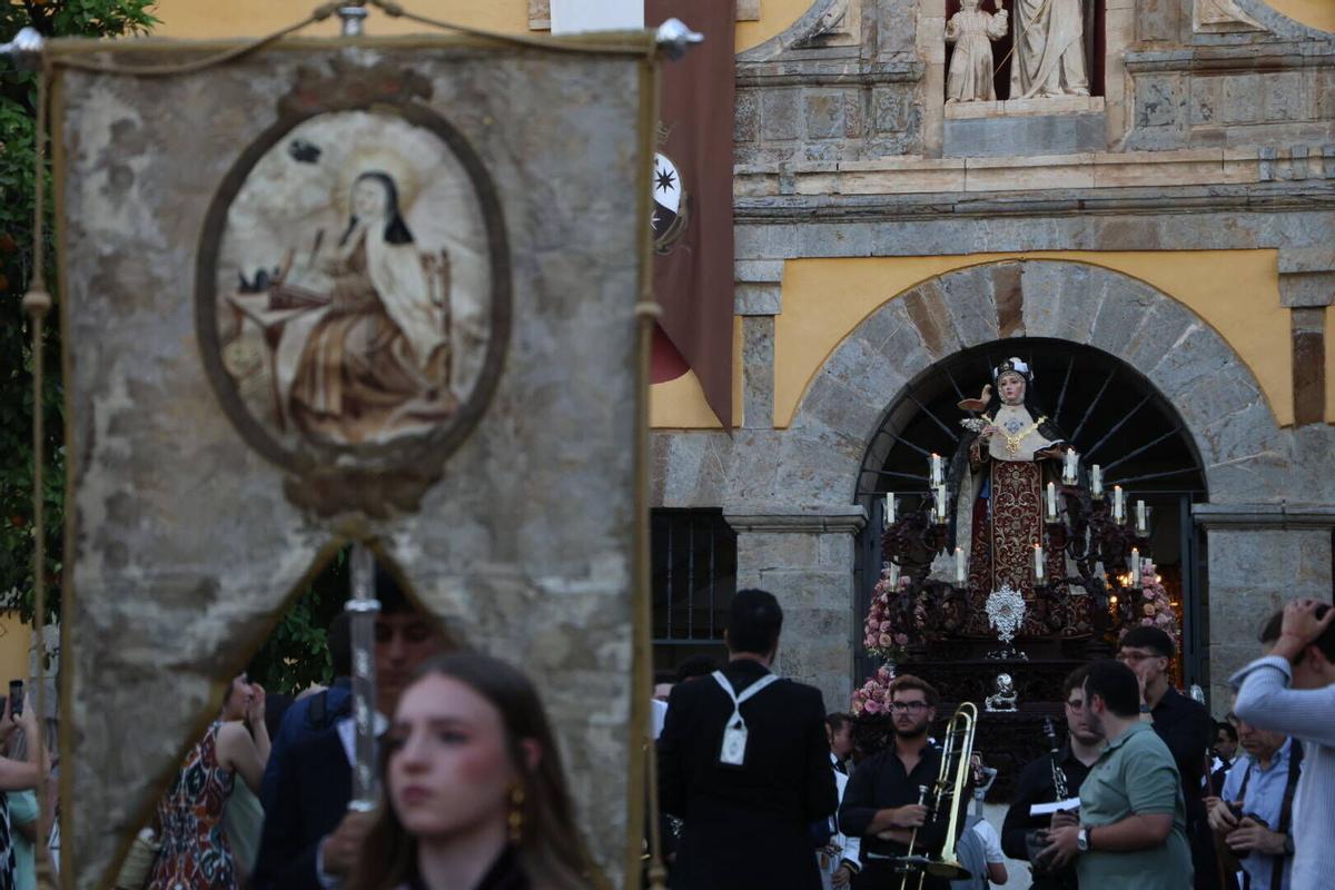 Las procesiones de la Virgen del Carmen por las calles de Córdoba, en imágenes