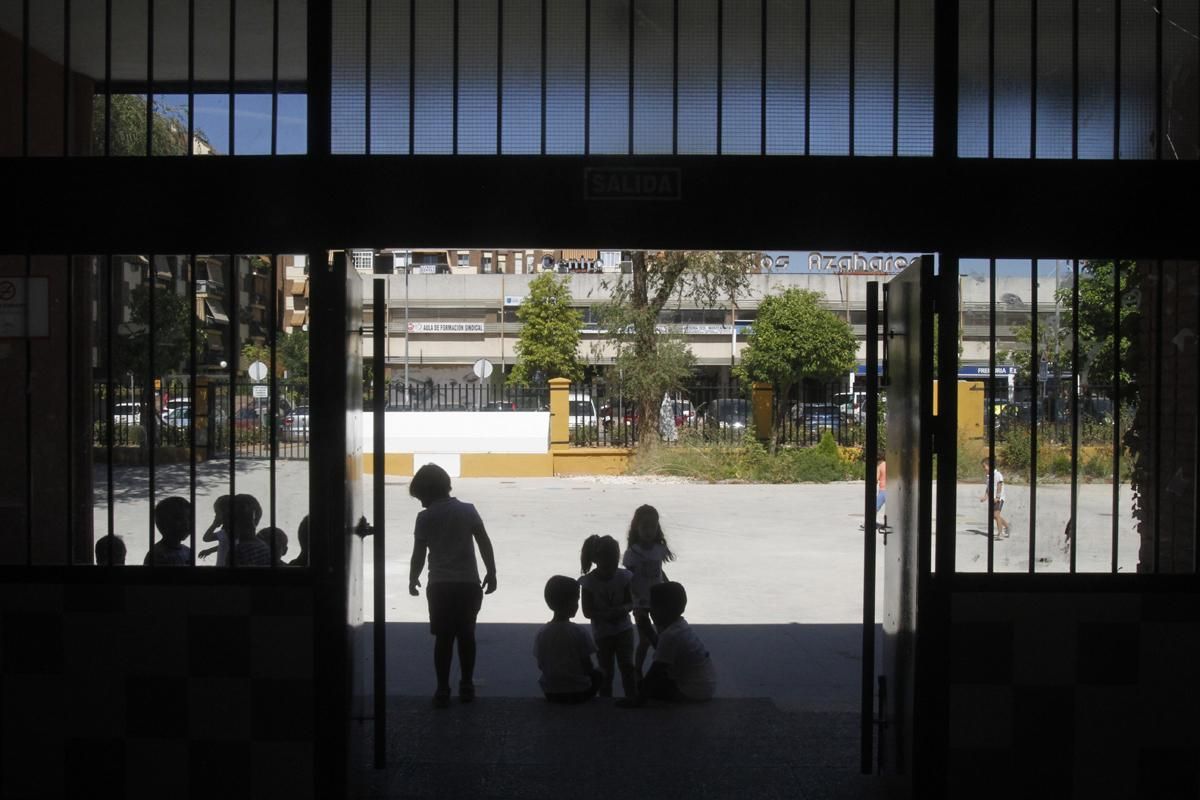 FOTOGALERIA / La vuelta al colegio en Córdoba