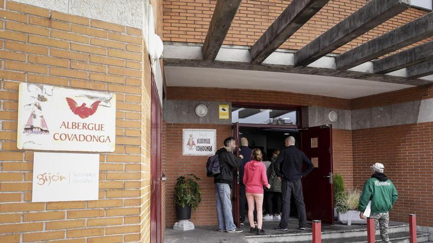 Servicios Sociales apoya con 300.000 euros el traslado por las obras de los usuarios del Albergue Covadonga