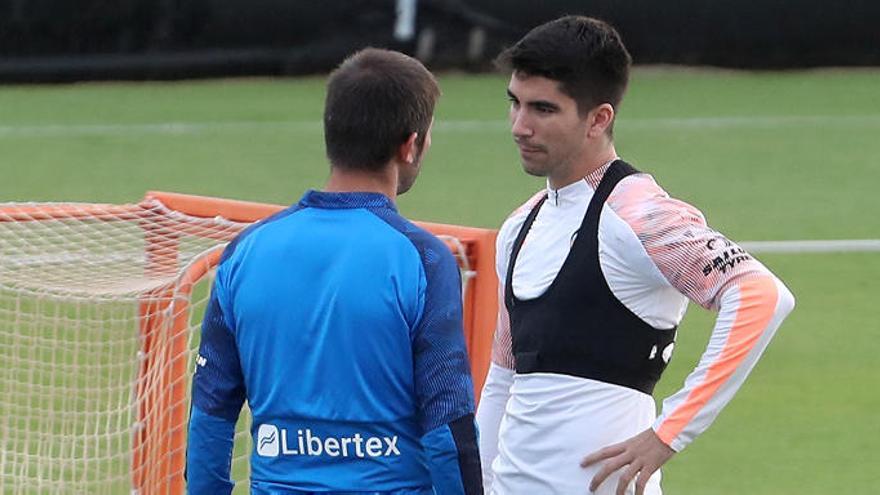 Carlos Soler y Albert Celades, en un entrenamiento en la Ciudad Deportiva