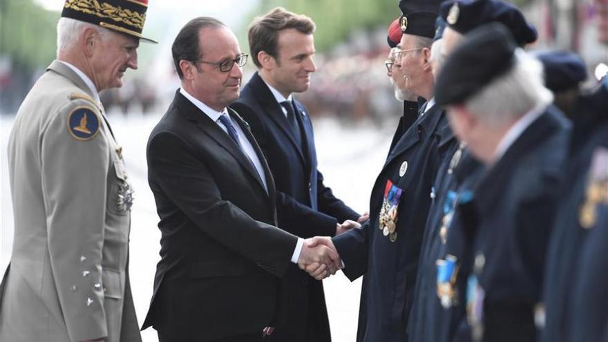 Macron homenajea a las víctimas de la II Guerra Mundial en su primer acto oficial