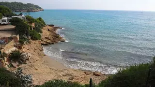Muere un hombre de 80 años ahogado en la playa de la Móra en Tarragona, sin servicio de socorrismo