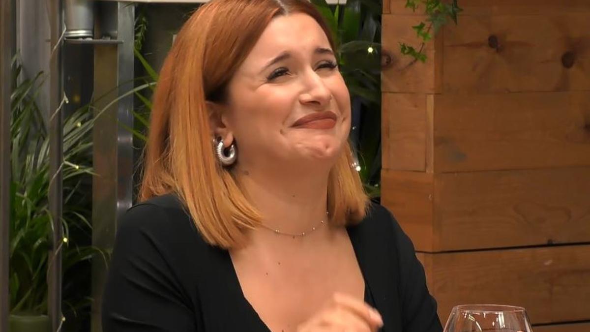 Aída durante su cita con Alejandro en 'First Dates'