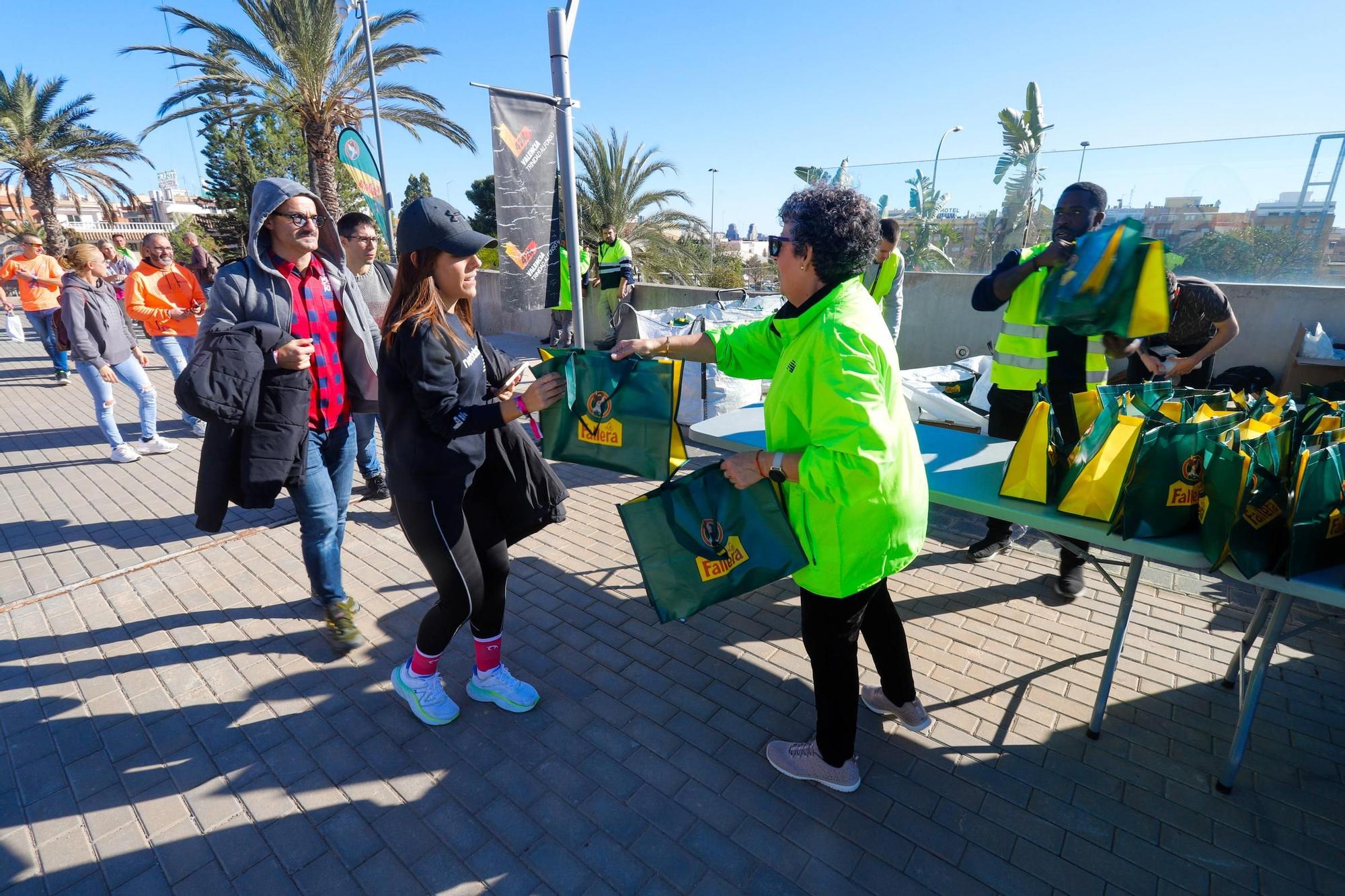 Segundo día de ExpoDeporte del Maratón Valencia Trinidad Alfonso