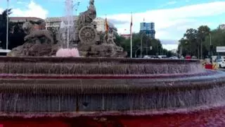 El misterio de las fuentes de Madrid: la verdad detrás del color rojo en el agua de numerosas fuentes de la capital