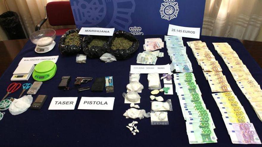 La Policía desmantela una banda de narcotraficantes con 9 arrestos