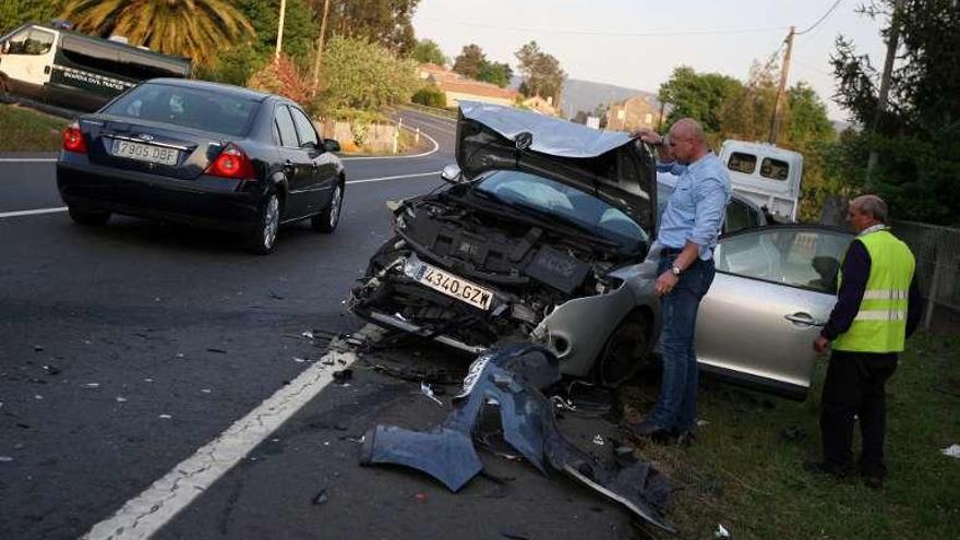 Imagen del accidente registrado en Callobre. // Bernabé/Cris M.V.