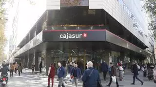 Cajasur paga un complemento a su plantilla para compensar la inflación