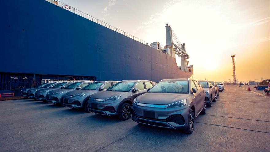 España sigue en la carrera por una fábrica de coches del “gigante” chino BYD