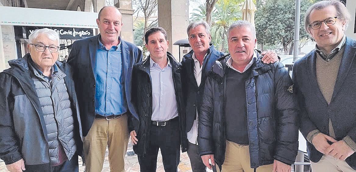 Julián Mira, Florencio Conde, Gabi Vidal, Fausto Oviedo, Chicho Soler y Toni Freixas.