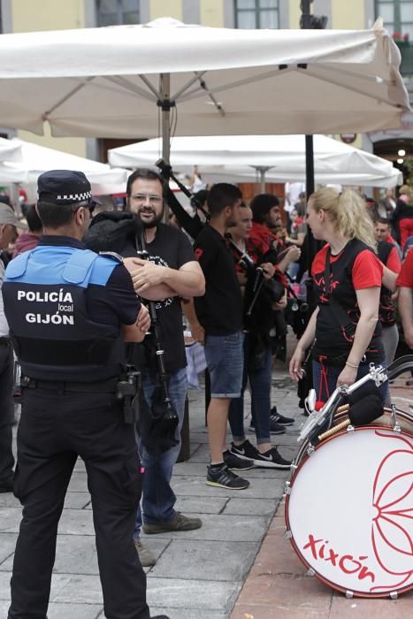 Componentes de la Banda de Gaitas Villa de Xixón