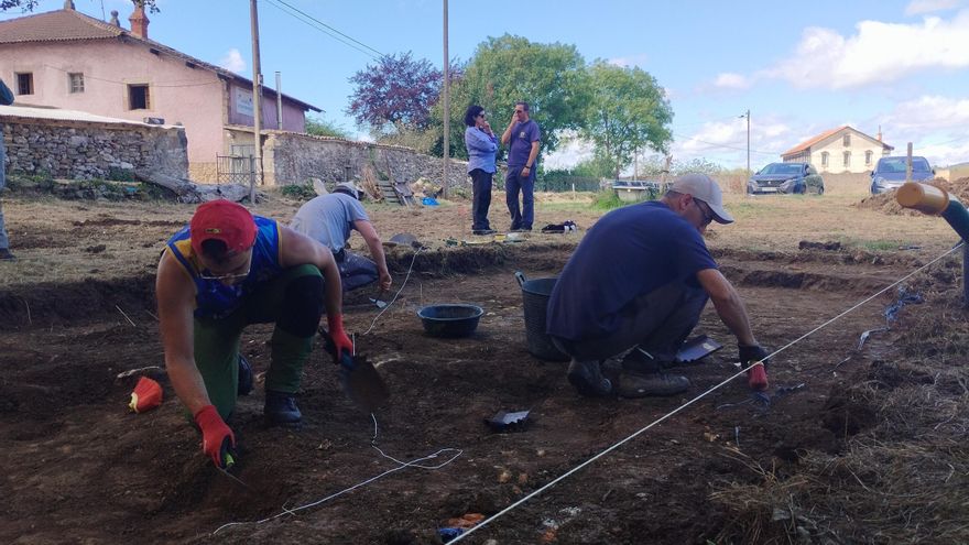 En imágenes: comienza la nueva campaña arqueológica en Lucus Asturum