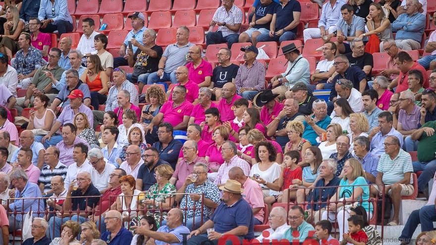 Así se ha vivido en los tendidos la cuarta corrida de la Feria Taurina de Murcia