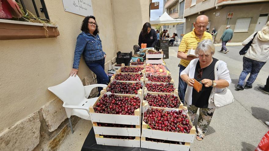 Fiesta de la cereza en Castellón: Dos ferias encumbran a este fruto con actividades y muchos kilos para vender
