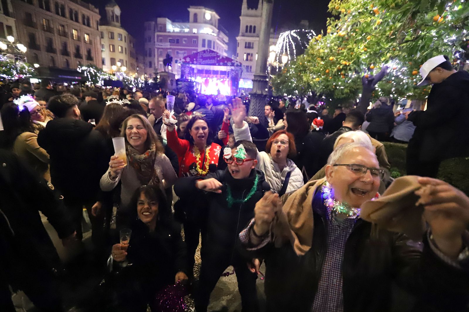 Córdoba recibe el 2024 con una gran fiesta en las Tendillas