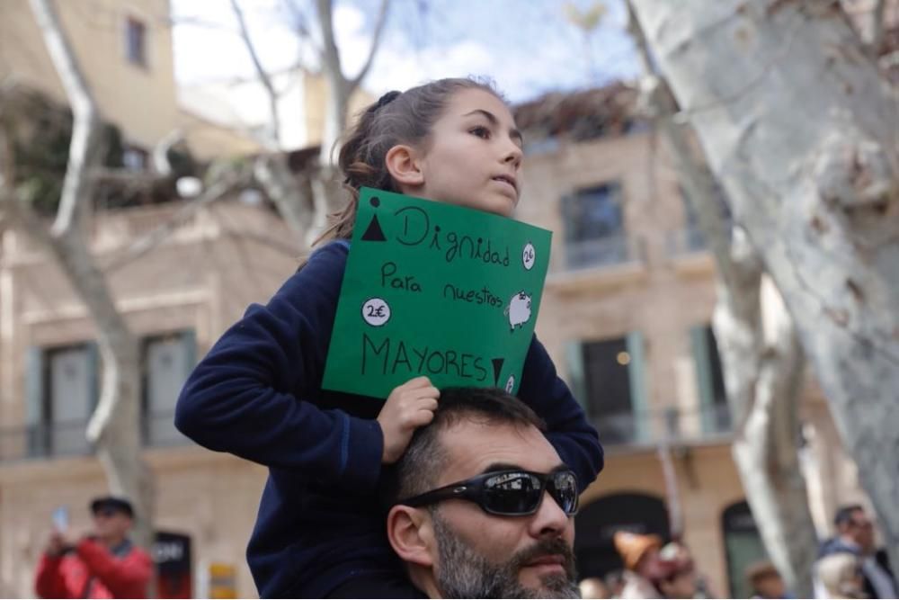 Mallorca geht für höhere Renten auf die Straße