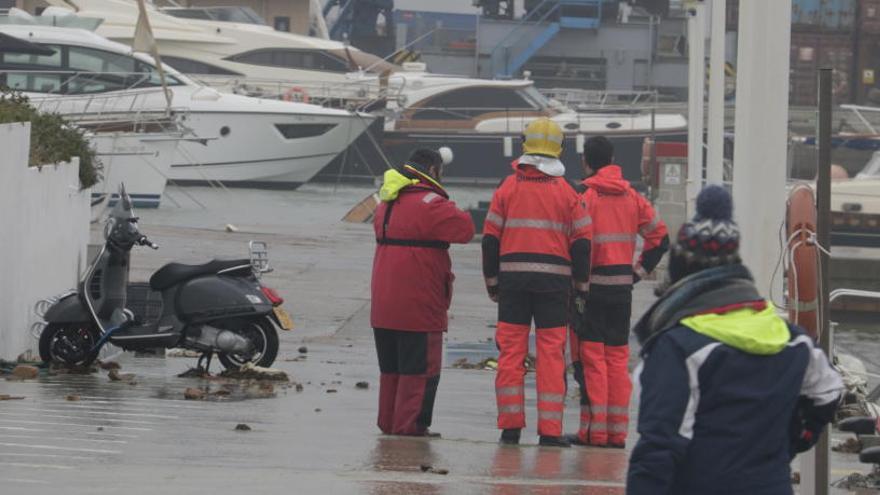 Bombers al port de Palamós