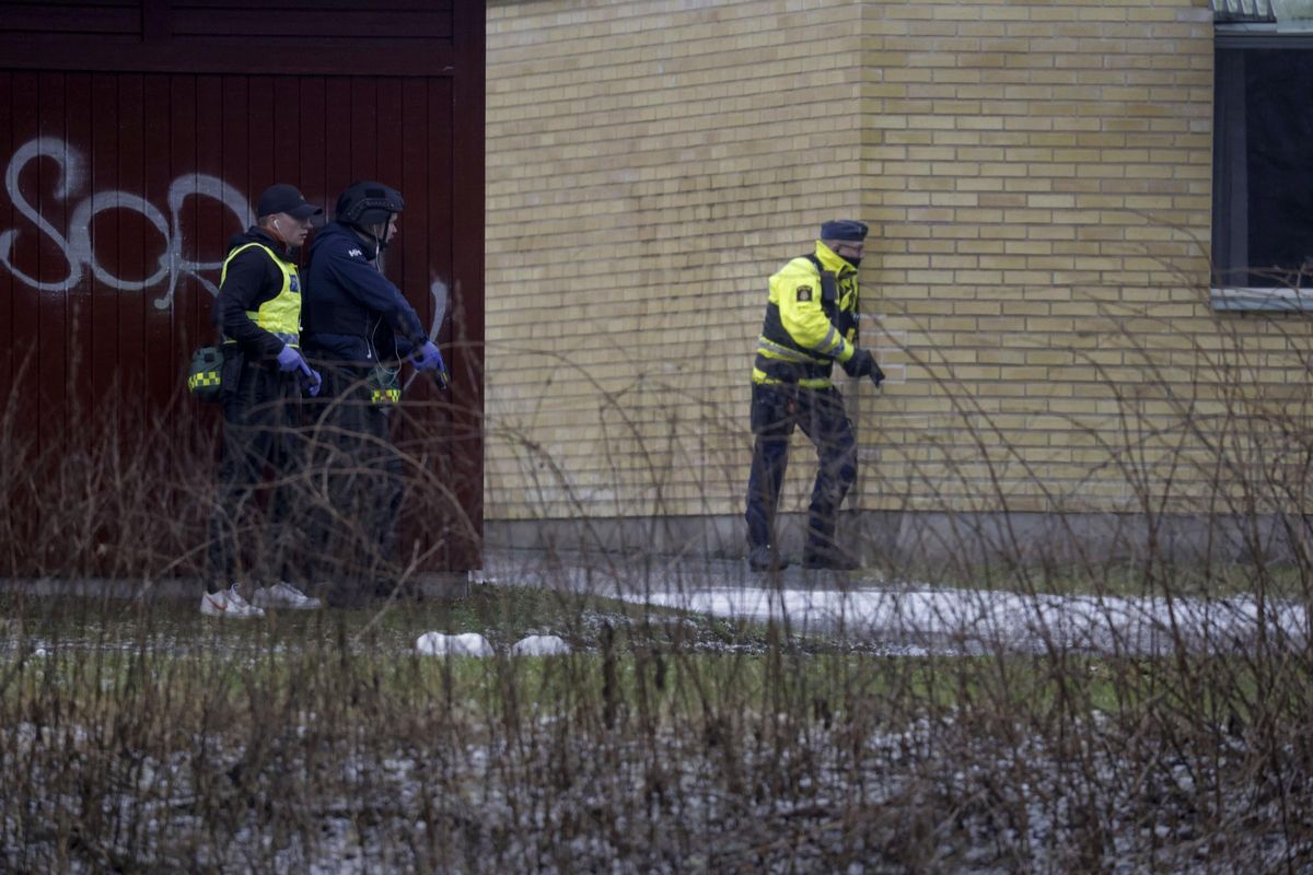 Al menos 10 muertos en el tiroteo de la escuela par adultos de Suecia