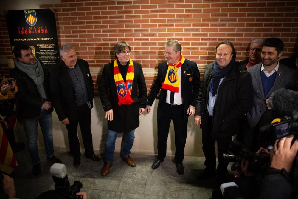 Puigdemont descobreix una placa amb el seu nom a l'estadi de la USAP