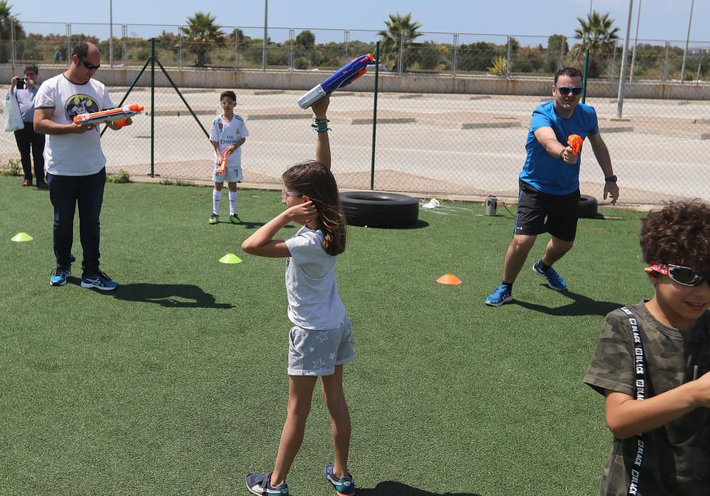 Búscate en las fotos de la VI Fiesta del Deporte de Málaga