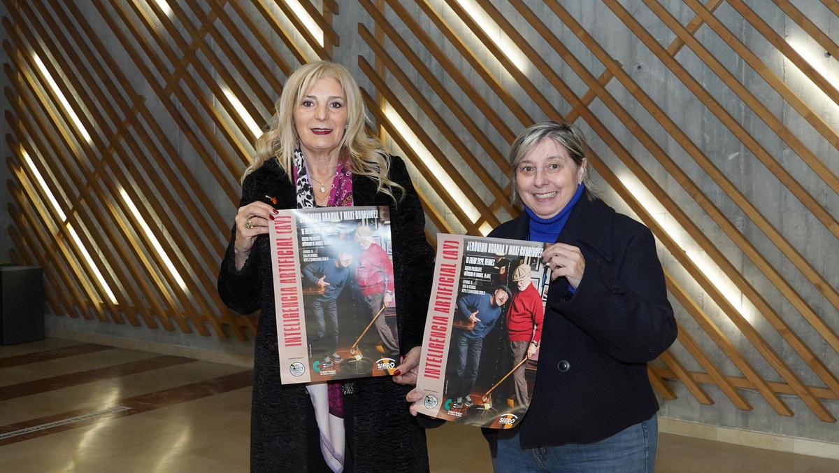 Aurora Cienfuegos e Isabel González, este lunes, durante la presentación del evento.
