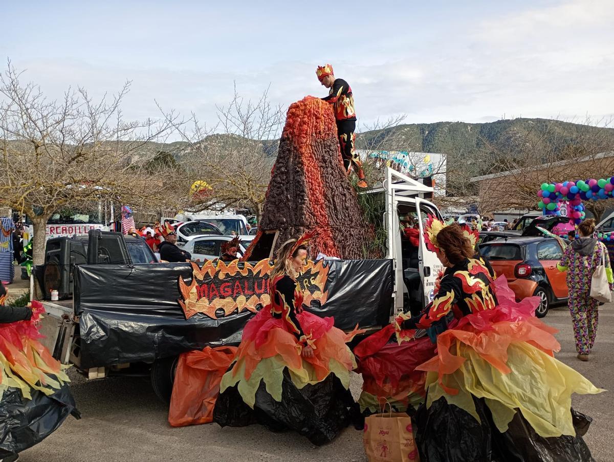 El Ayuntamiento de Calvià suspende la Rúa por el mal tiempo.