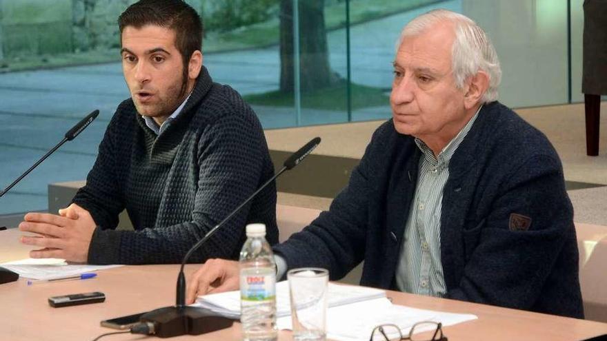 Xosé Leal y Carlos Valle, ayer en rueda de prensa en el Sexto Edificio del Museo. // Rafa Vázquez