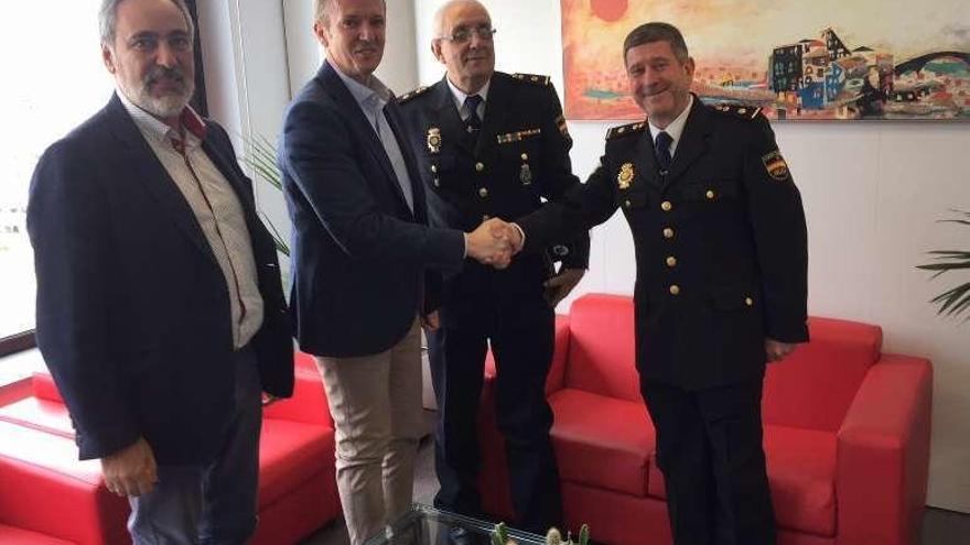 Recepción al nuevo jefe de Policía Autonómica en Pontevedra. // FdV