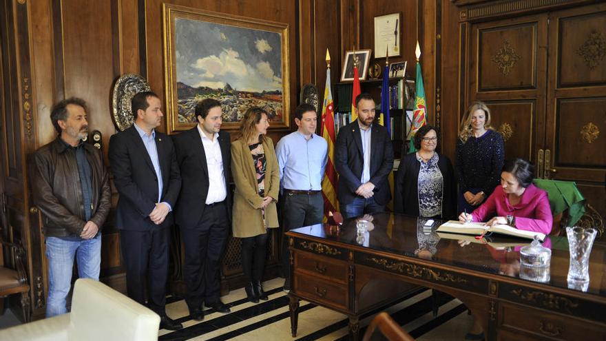 Castelló analiza con el Gobierno rumano la integración de sus inmigrantes