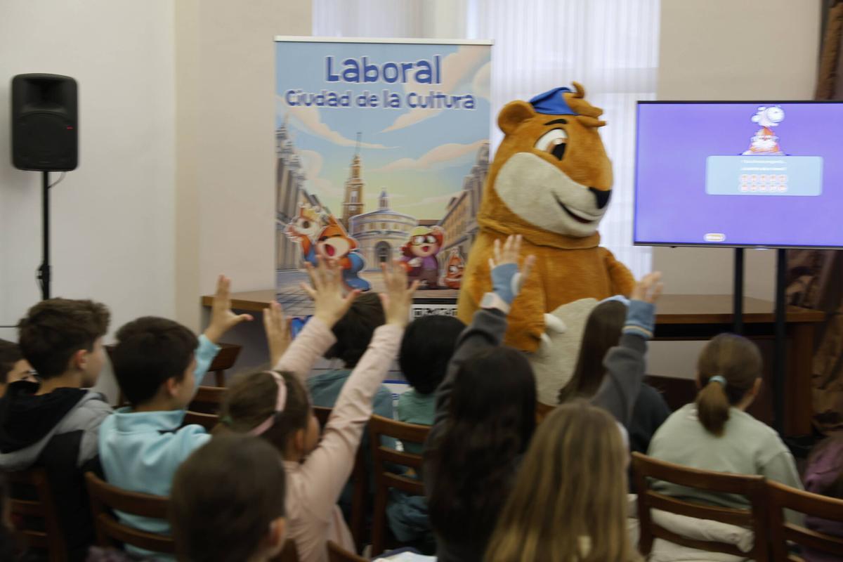 EN IMÁGENES: La Laboral estrena nuevos guías virtuales y un juego interactivo para conocer todos sus secretos: "Para hacer con amigos"