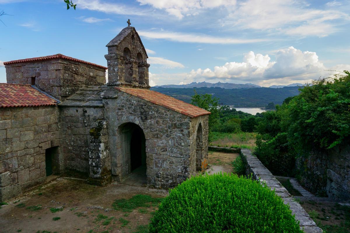 La iglesia prerrománica de Santa Comba de Bande