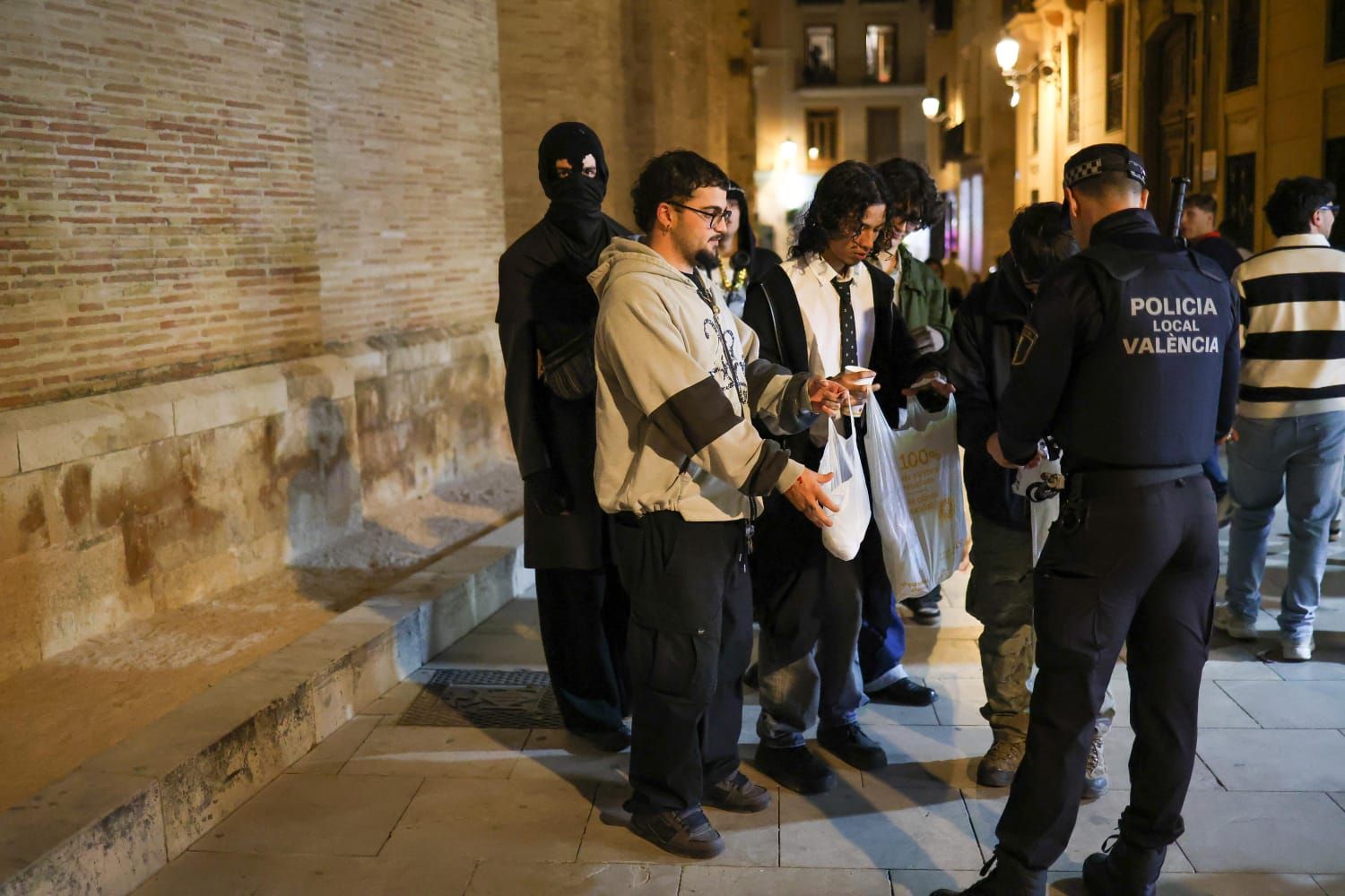 València se disfraza para celebrar Halloween