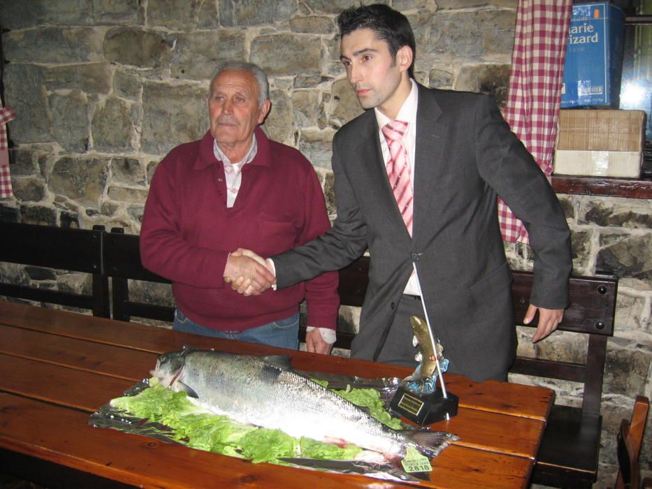 El mundo de la pesca en Asturias llora la pérdida de Julio Ampudia