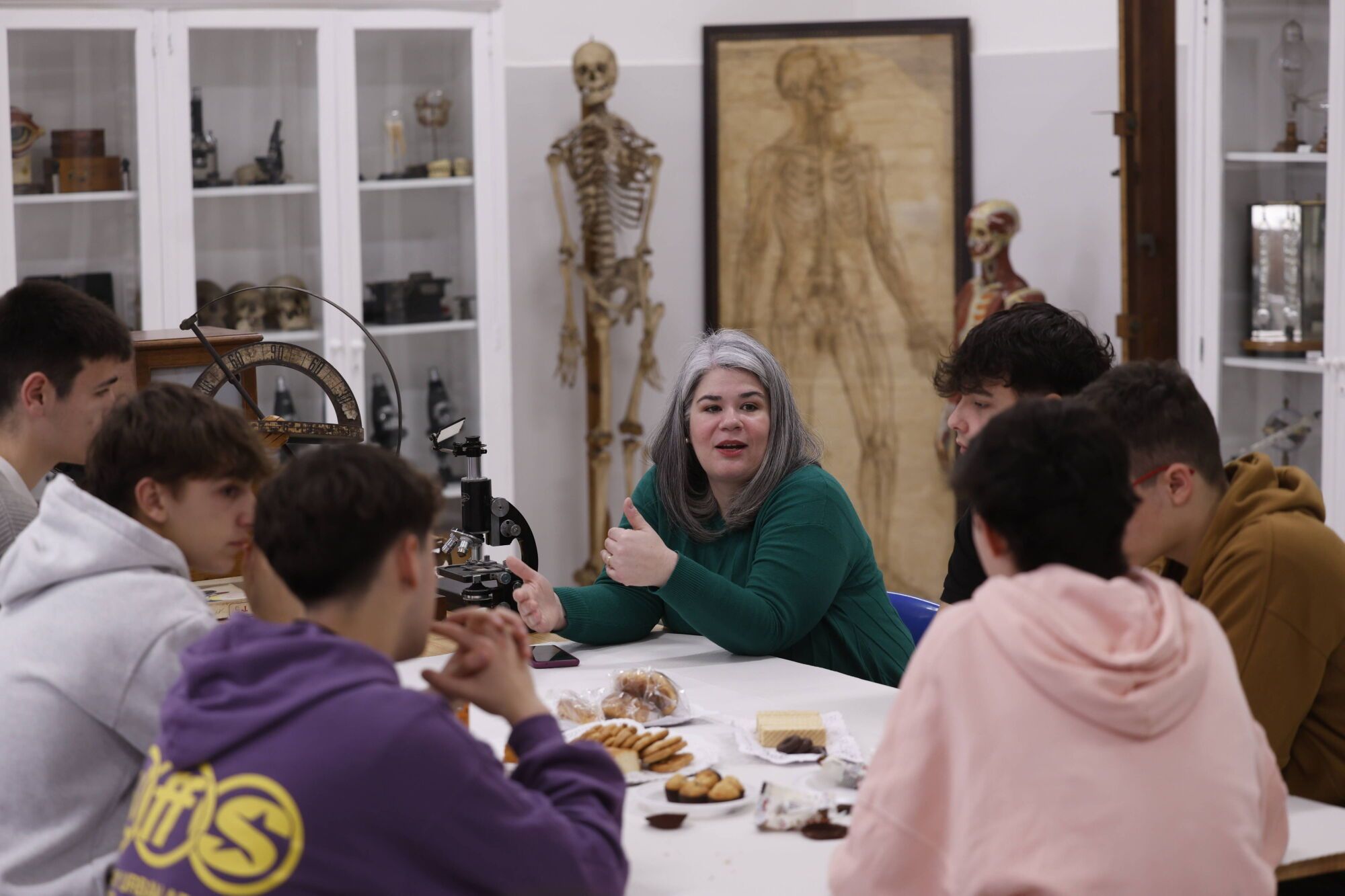 EN IMÁGENES: El colegio Inmaculada celebra el Día de la Mujer y la Niña en la Ciencia con un desayuno con siete científicas