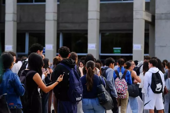 El rector de la ULL pide disculpas a los consejos sociales