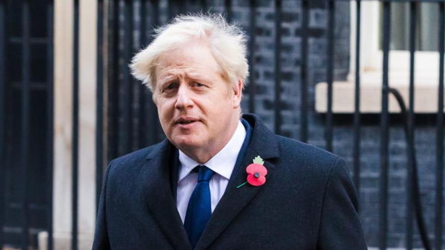 Boris Johnson, en cuarentena tras mantener contacto con un positivo en COVID-19