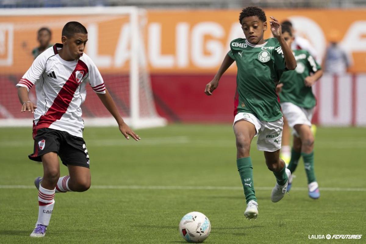 Nicolas Alexandre, DC de Palmeiras en busca del 'Pichichi'