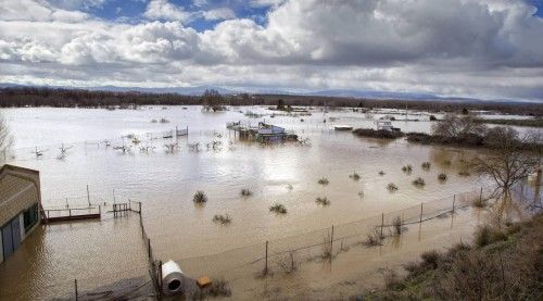 INUNDACIONES POR LA CRECIDA DEL EBRO