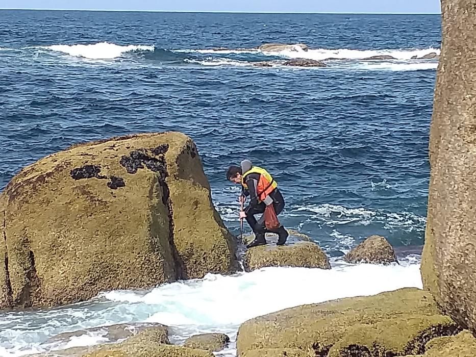 La actividad marisquera se intensifica en la ría