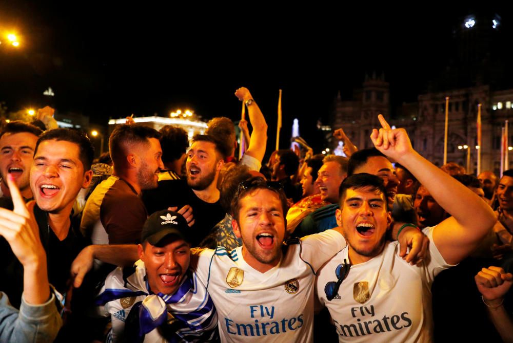 Fiesta del Real Madrid en Cibeles por la 13ª Copa de Europa