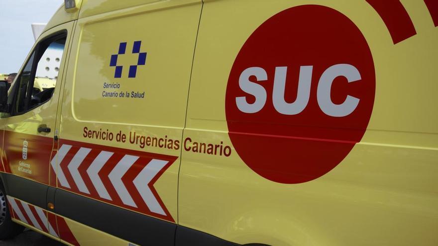 En estado grave una mujer tras la colisión de un coche y una moto en Tenerife