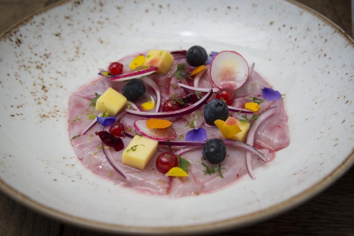 Receta de ceviche de corvina de Kate Preston, directora gastronómica del restaurante Ajoblanco.