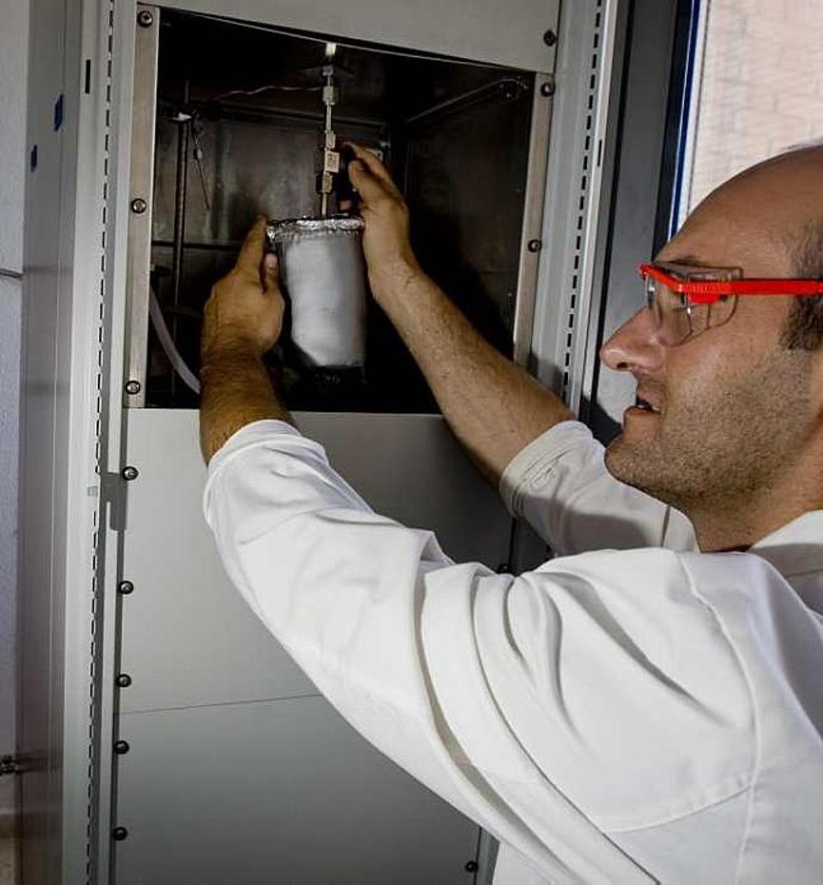La Universidad patenta un sistema para reducir el consumo de los coches eléctricos