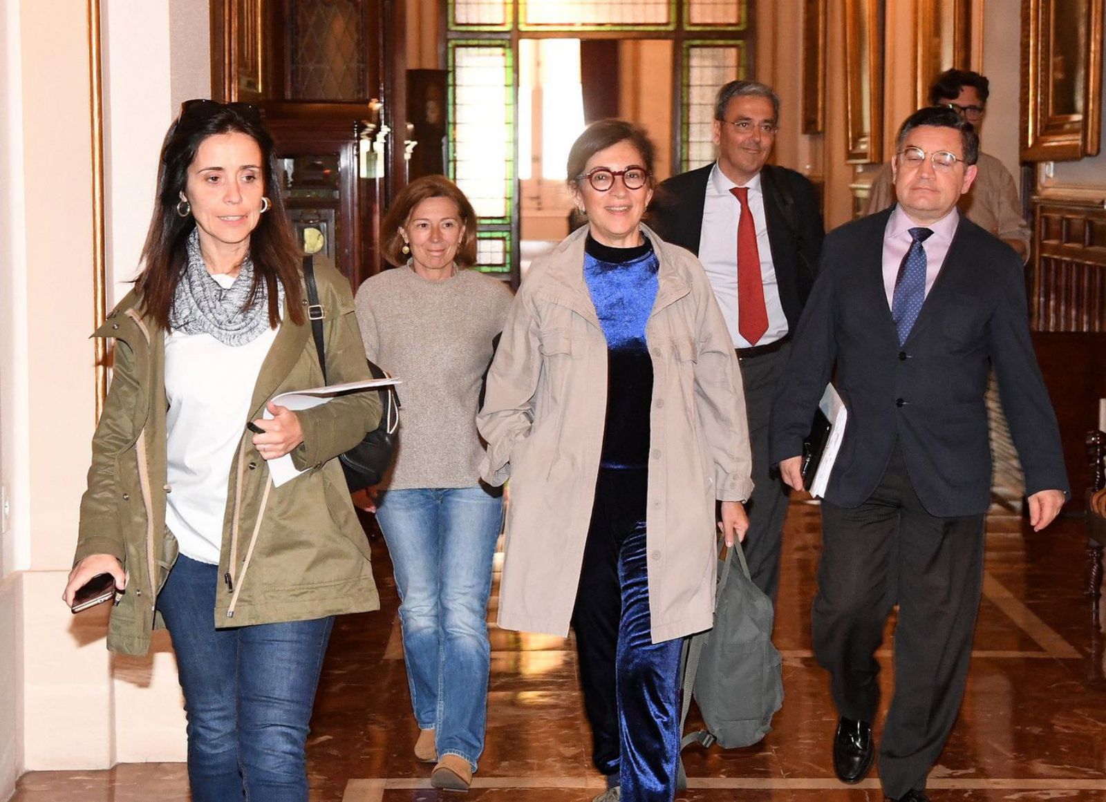 Inés Rey y Eva Martínez Acón, el pasado día 6, tras la elección de la primera como secretaria general del PSOE coruñés.   | // CARLOS PARDELLAS