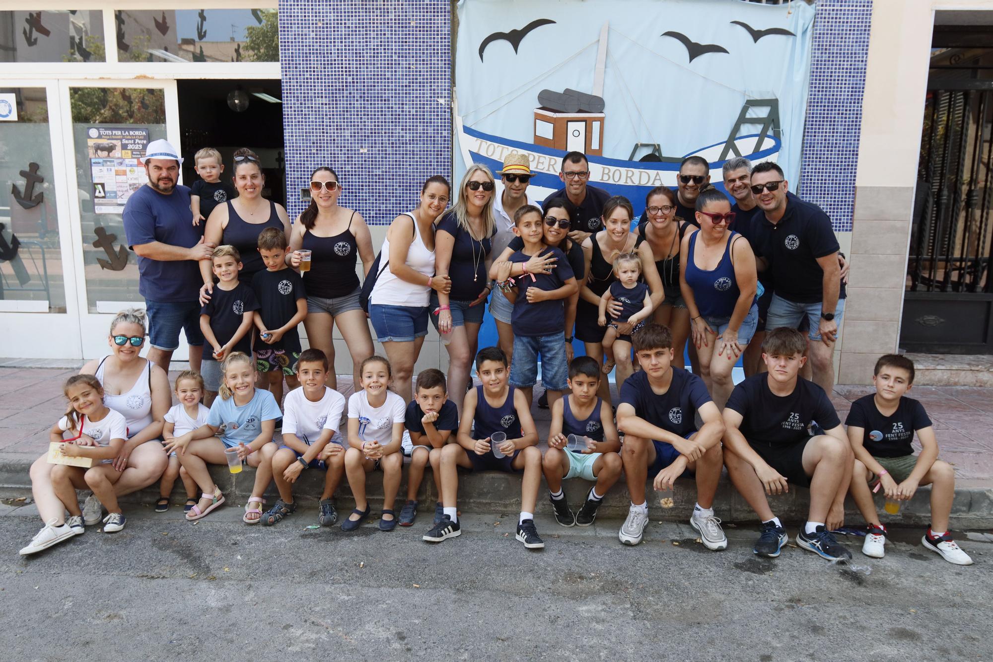 Búscate en la galería de collas de las fiestas de Sant Pere del Grau