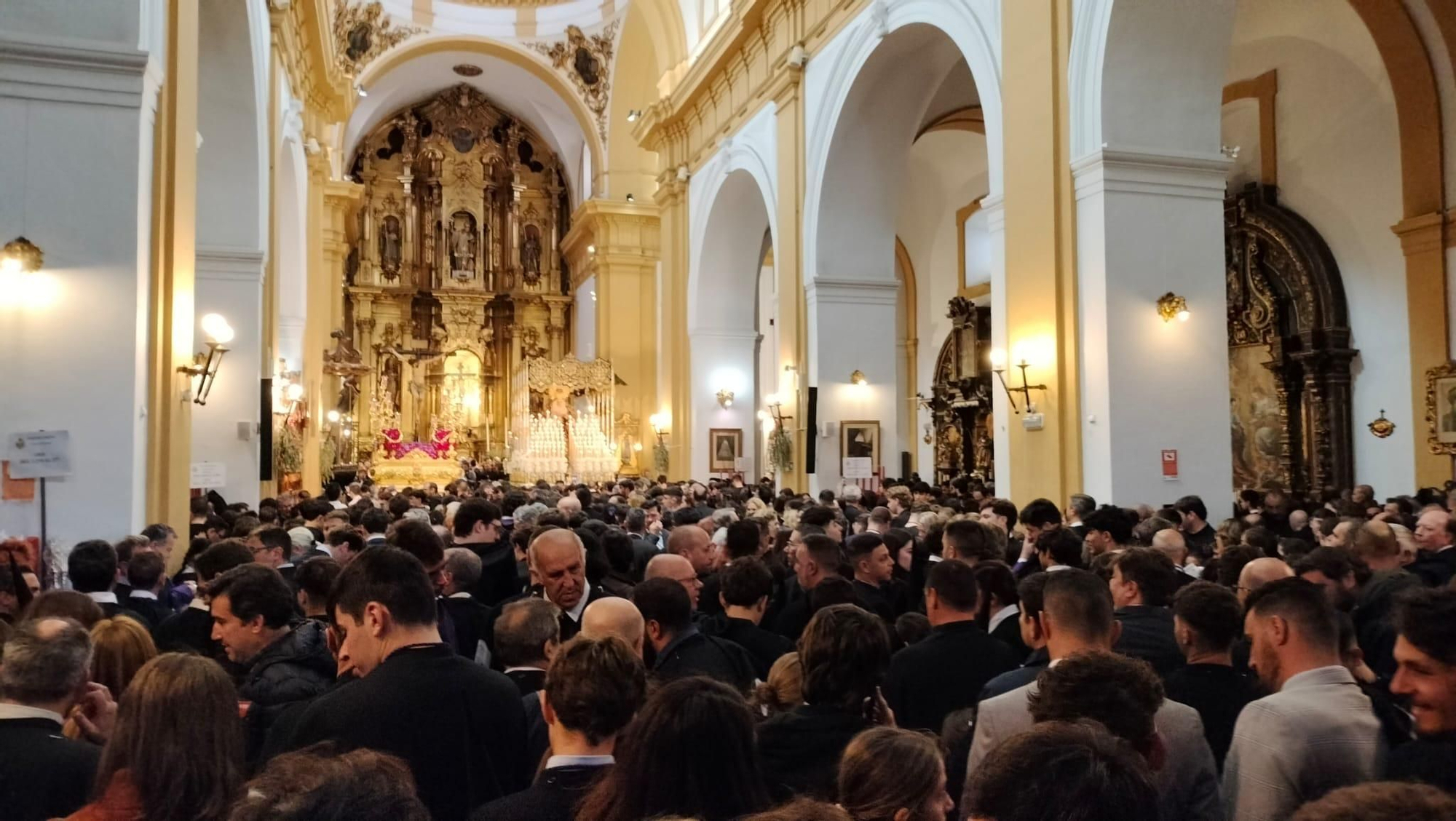 Interior de la iglesia de San Bernardo