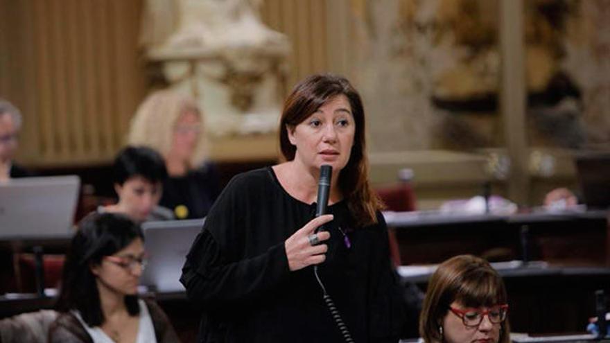 La presidenta Francina Armengol, durante su intervención en el Parlament