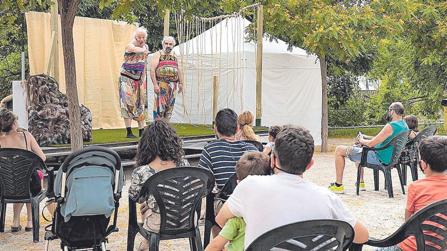 Primera tarde de actividades Estiu Menut, un plan infantil en sa Riera.