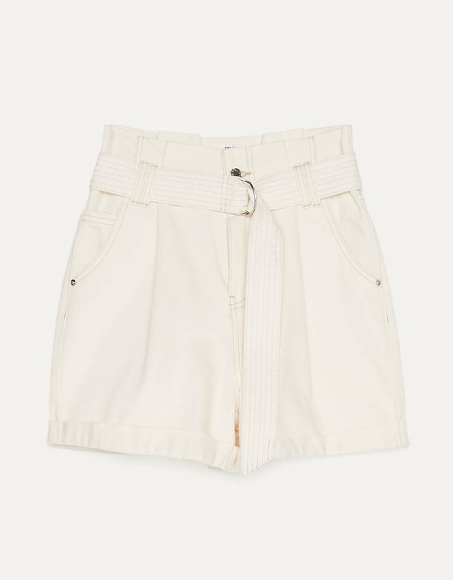 Shorts blancos de Bershka