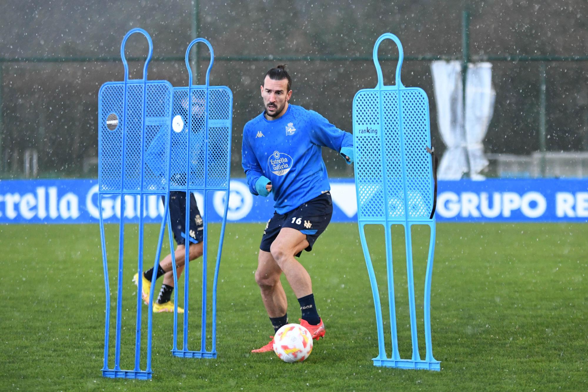 El Dépor entrena para recibir al Rayo Majadahonda